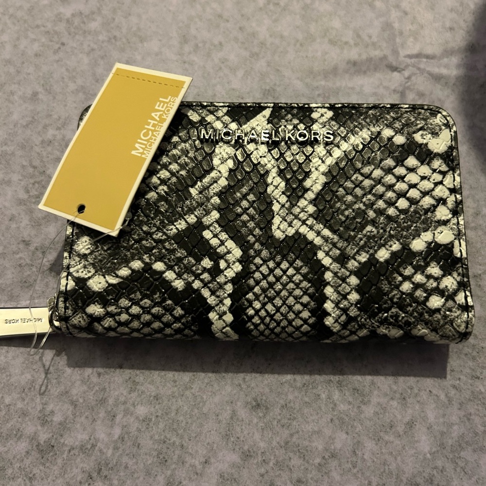 Michael Kors Snake skin leather wallet